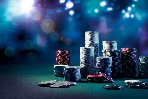 Filipino players enjoying online sports betting and casino games on mobile
